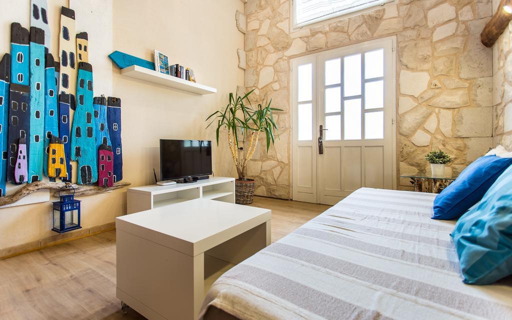 Apartments Frgacic Baska  Luaran gambar