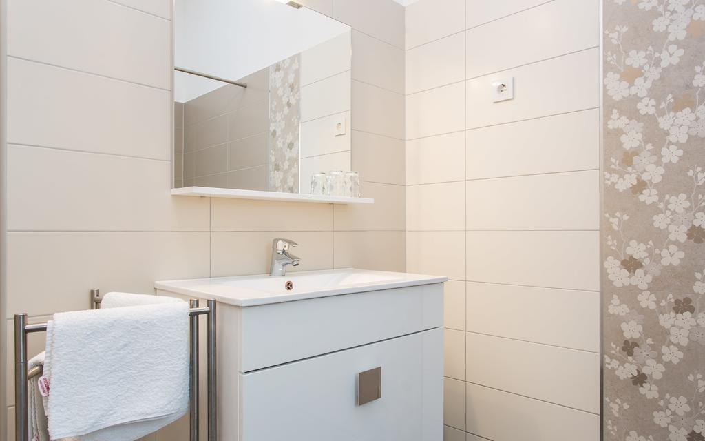 Apartments Frgacic Baska  Luaran gambar