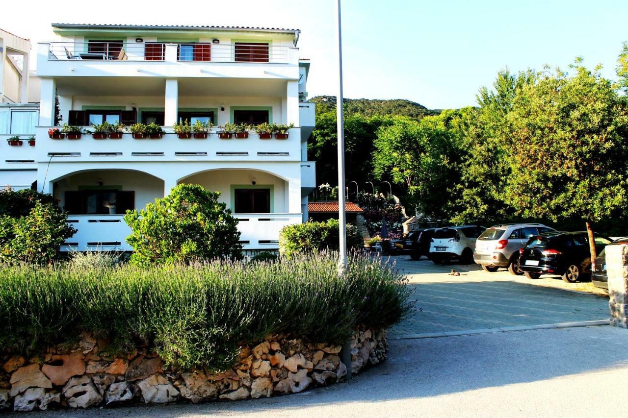 Apartments Frgacic Baska  Luaran gambar