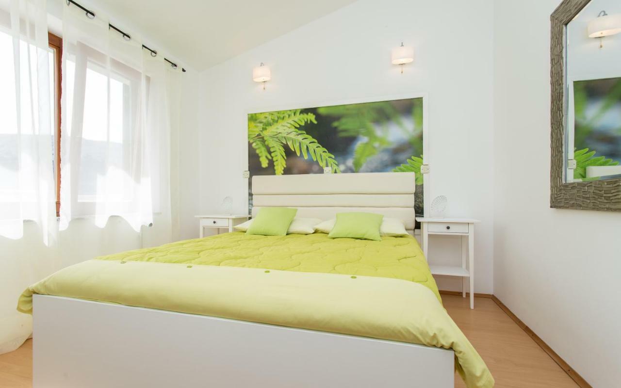 Apartments Frgacic Baska  Luaran gambar