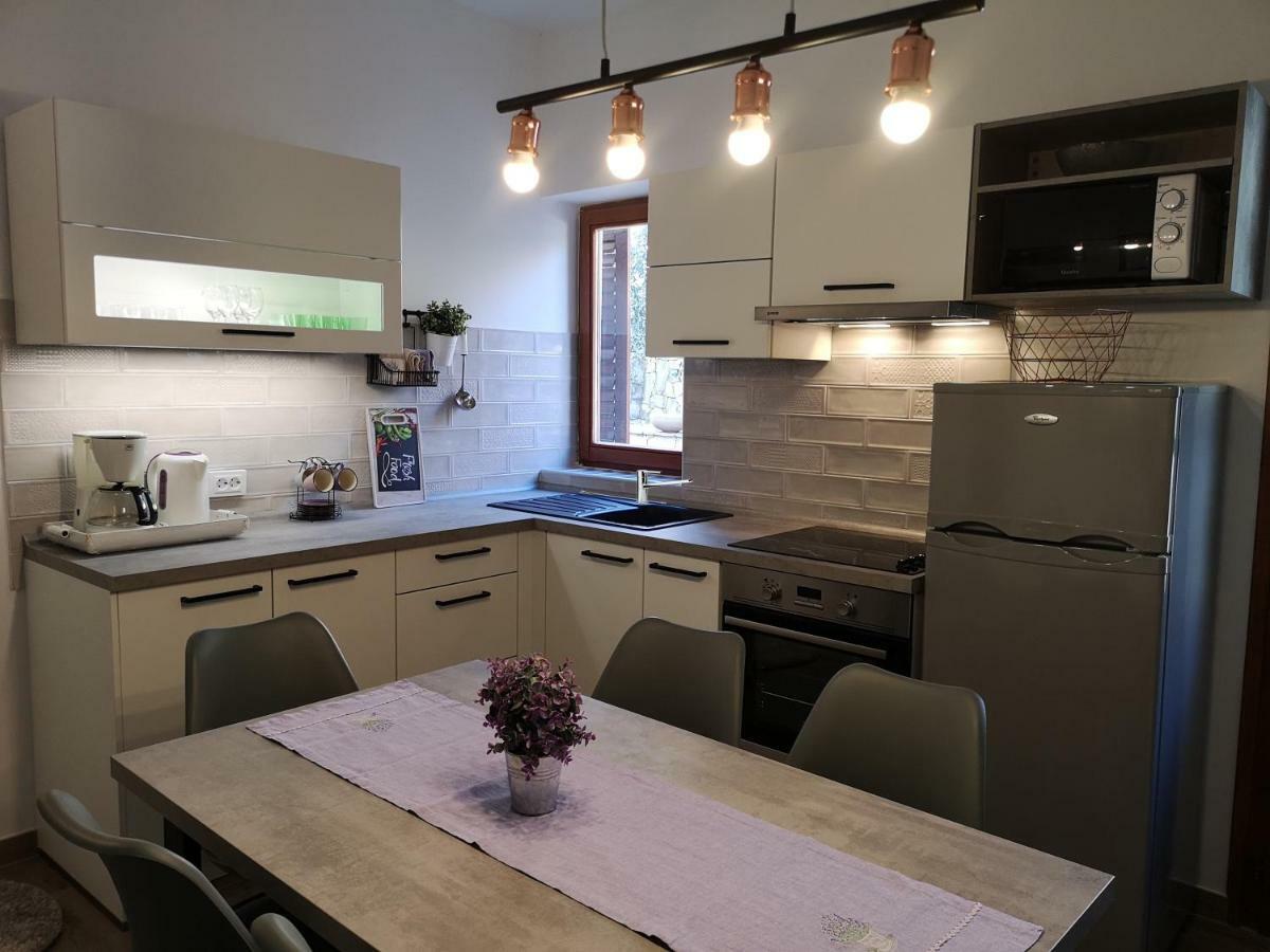 Apartments Frgacic Baska  Luaran gambar